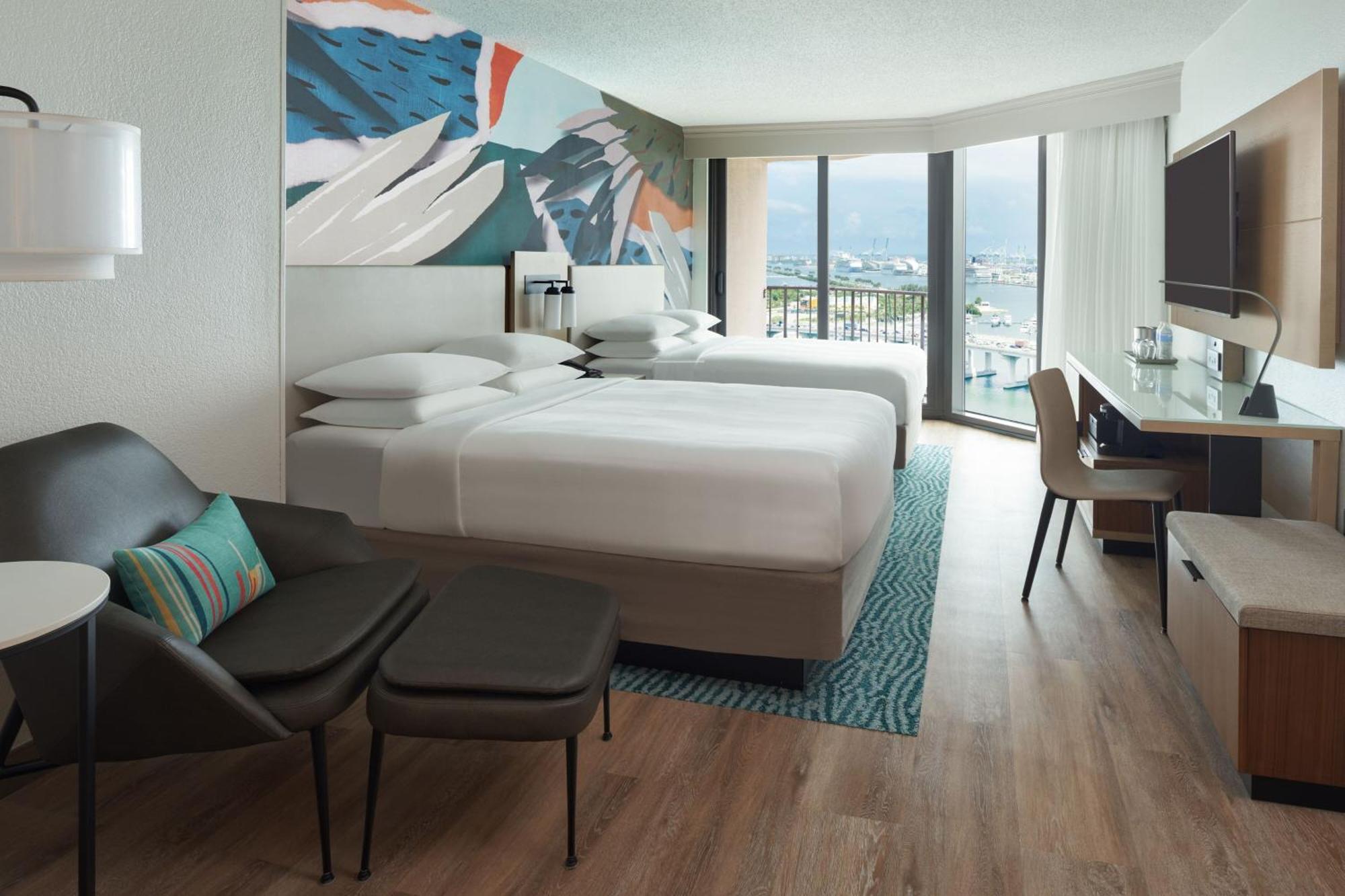Miami Marriott Biscayne Bay Hotel Exterior photo